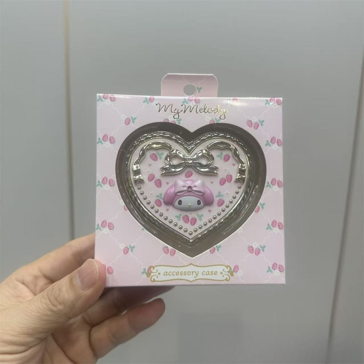 Kawaii Sanrio Portable Kitty M - огляд і ціна Travel Accessories Jewelry